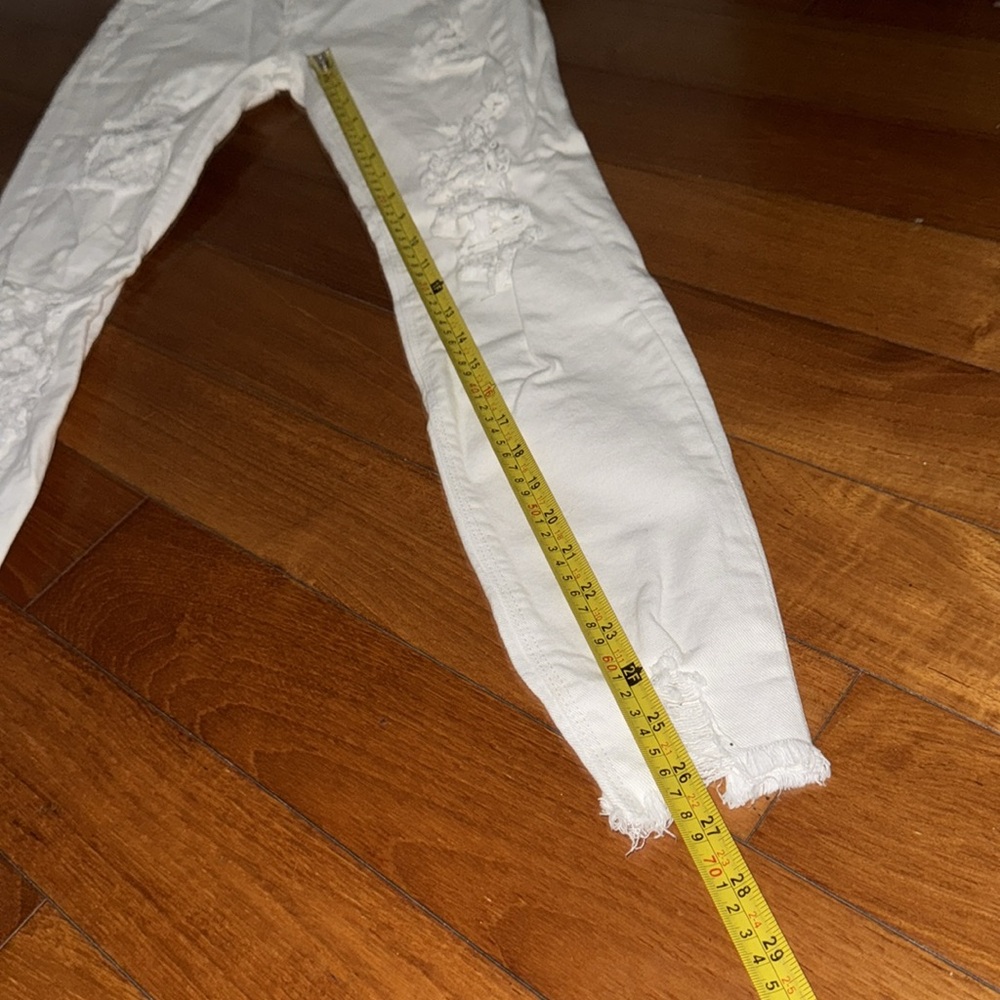 White Distressed Skinny Jeans size 4 US bershka ASOS pants - Picture 7 of 7